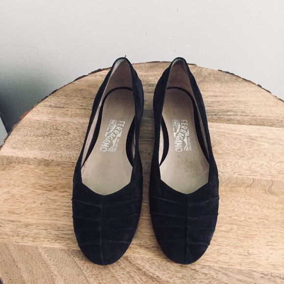 Salvatore Ferragamo Black Suede Leather Flats Size 7.5 - Picture 2 of 8